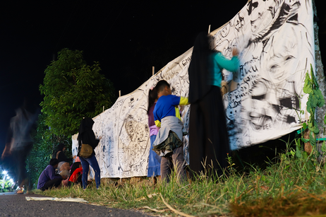 インドネシアのポノロゴで制作された布絵。2020年度 国際助成プログラム「地方在住インドネシア人と地域の人々が協働してつくりだす「外国人材でつながる」文化」（2023年7月）